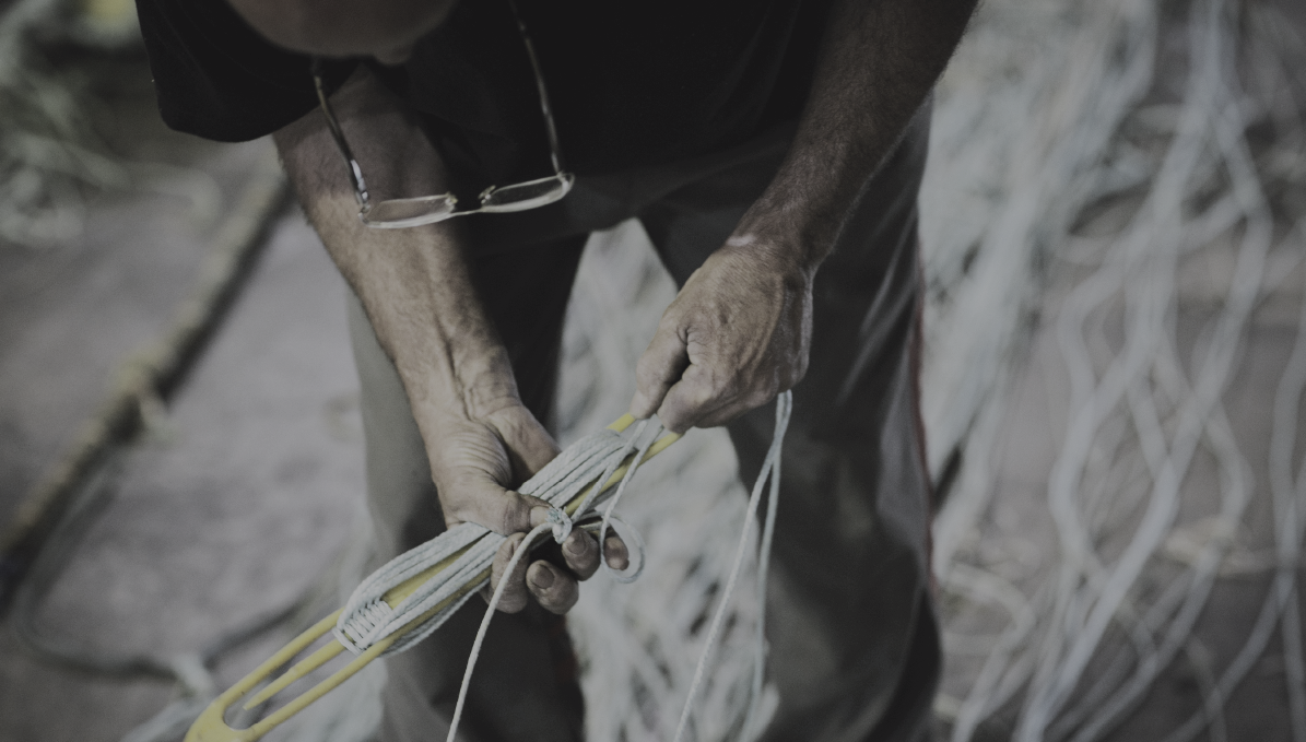 Processus de montage d'un chalut de pêche.